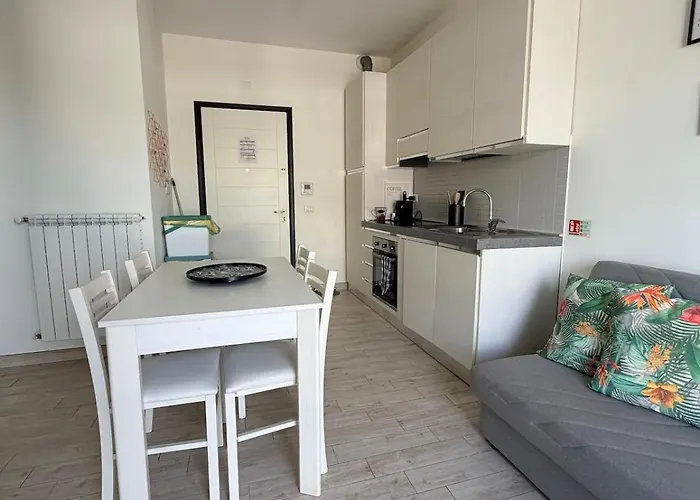 The Vibe-sky Terrace & Private Free Parking-self Check In * Roma