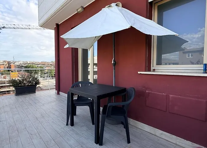 The Vibe-sky Terrace & Private Free Parking-self Check In Appartamento